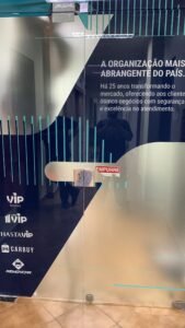 11C44920-3CA6-4BE9-ADC8-54E384EF9862